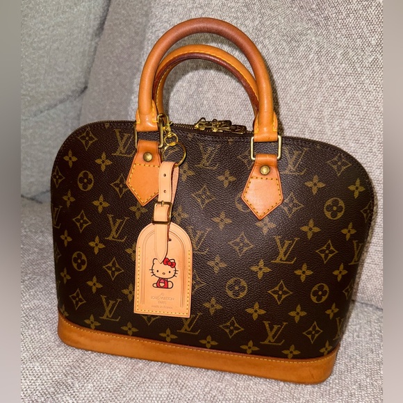 😻 Louis Vuitton Travel Name Tag Hello Kitty 😻 - Picture 4 of 4